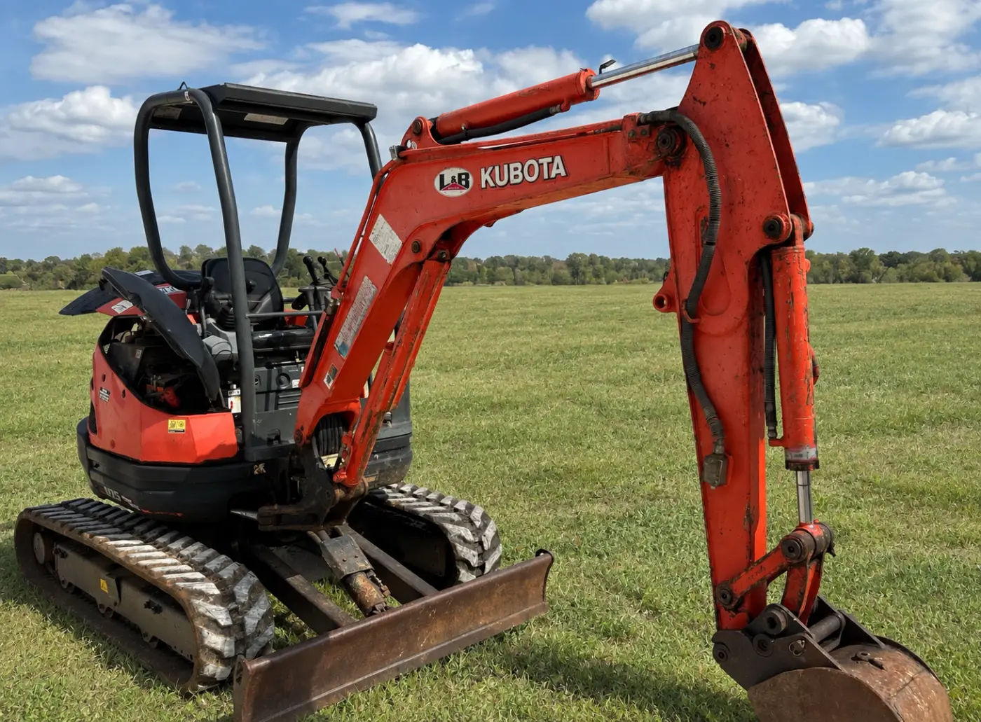 2016 Kubota U25 — catalogue photograph