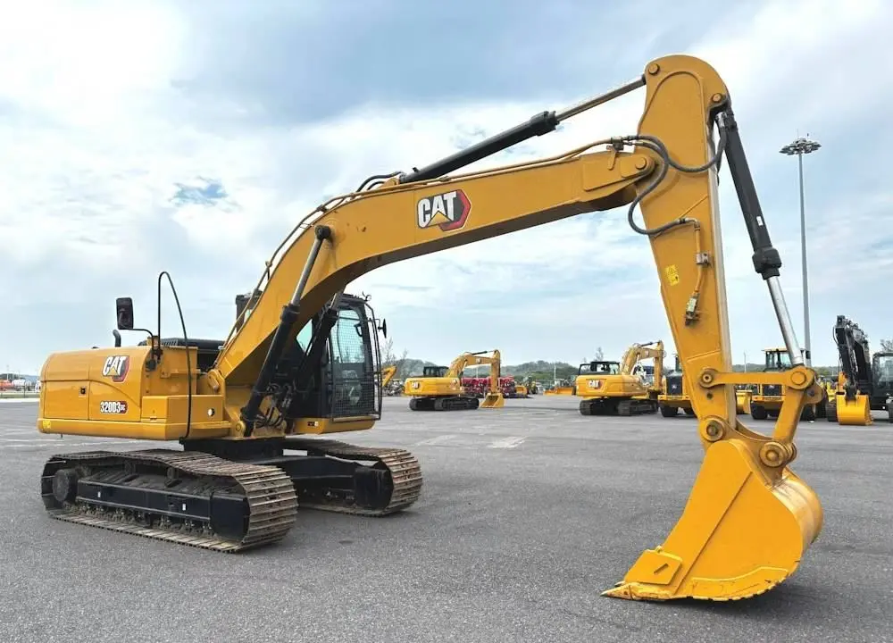 2024 Caterpillar 320D3 GC — catalogue photograph
