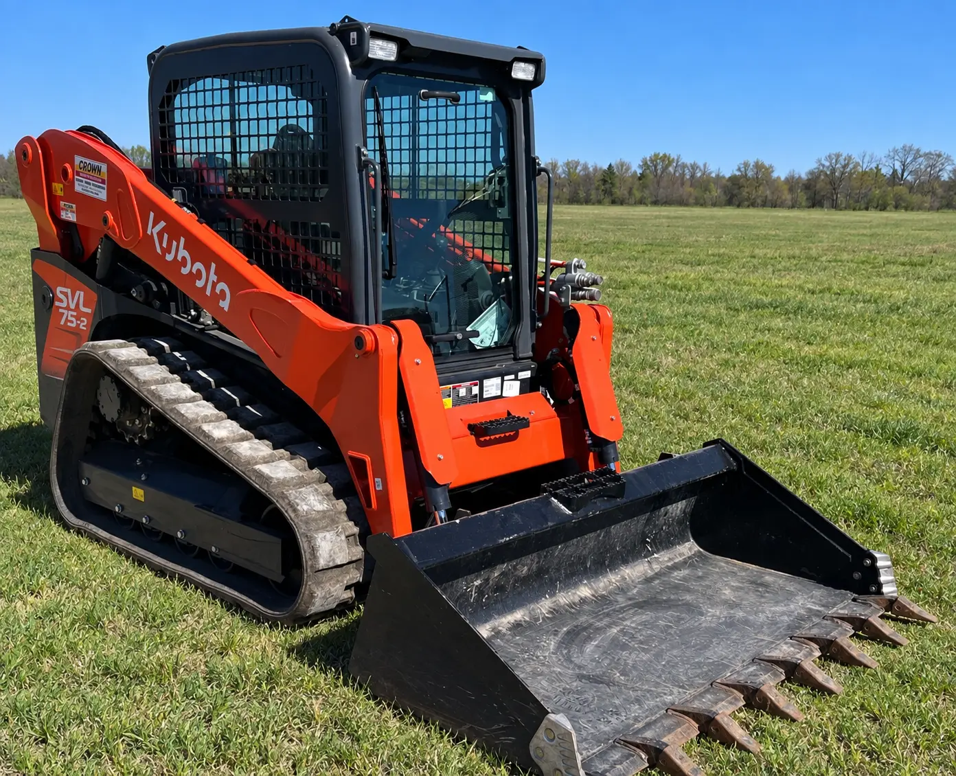 2022 Kubota SVL75-2 — catalogue photograph