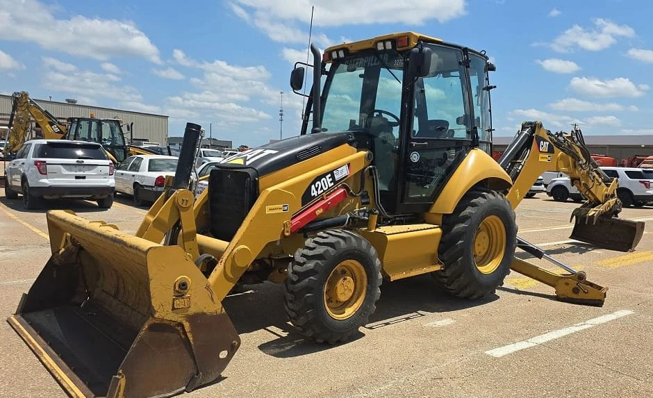 2009 Caterpillar 420E Backhoe Loader — catalogue photograph